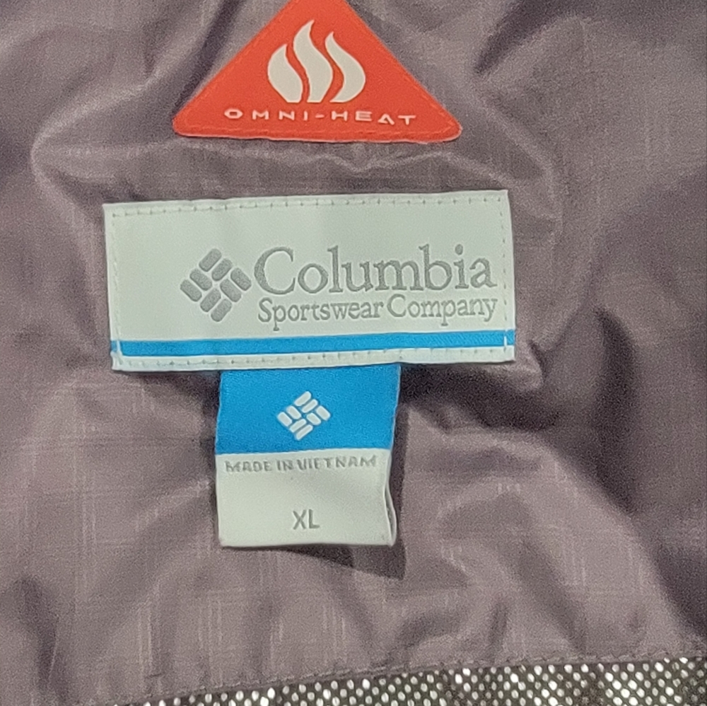 Beautiful Columbia  Vest Jacket .